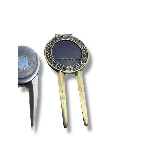 Lot of 2 Ahead Magnetic Marker Golf Ball Markers - Picture 5 of 6